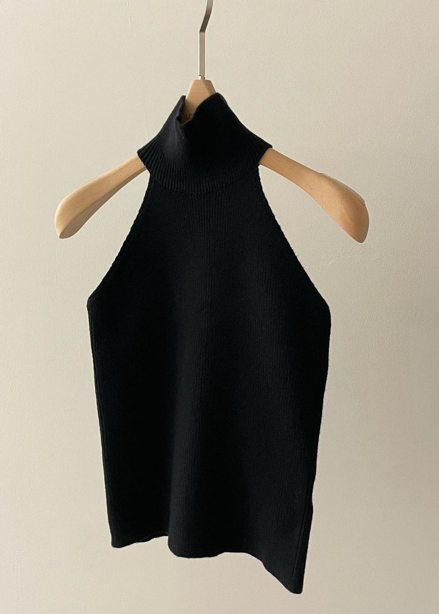 Black  Sleeveless Turtleneck Knit Top